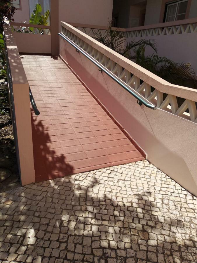 St James Apartment Luz Εξωτερικό φωτογραφία